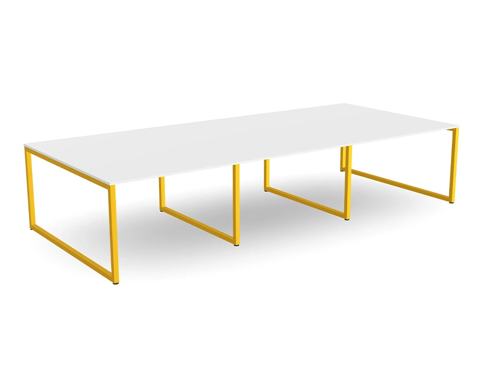 Ws.D Key 3-Piece Meeting Table with Closed Legs