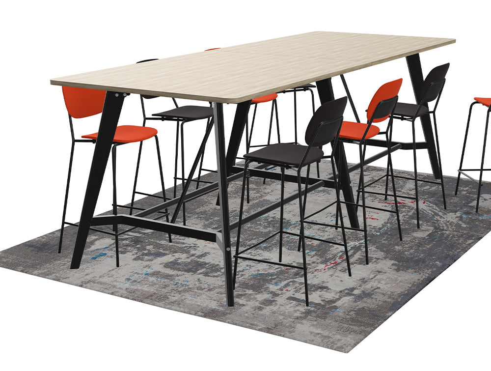 Ws.D Breakout Area with High Seating and Meeting Pods