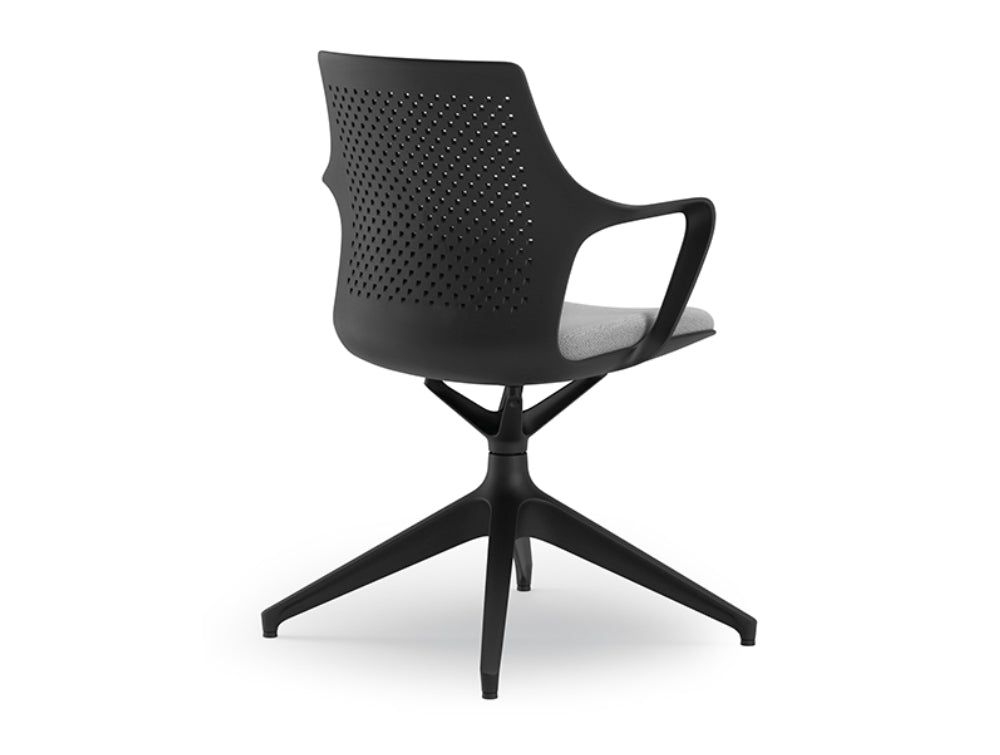 Ws.D Gesture Meeting Room Chair with Pyramid Base