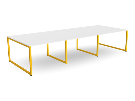 Ws.D Key 3-Piece Meeting Table with Closed Legs