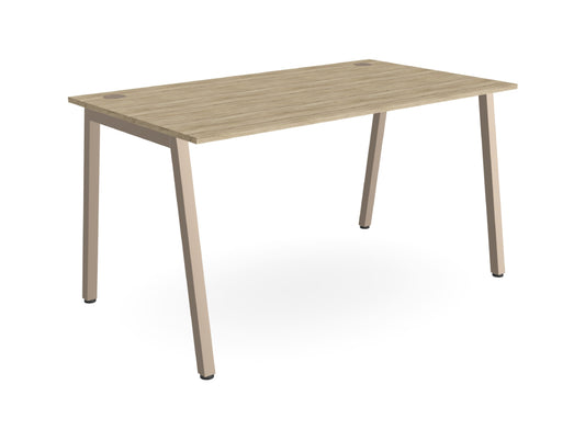 Ws.D Key Single Bench Desk with A Legs